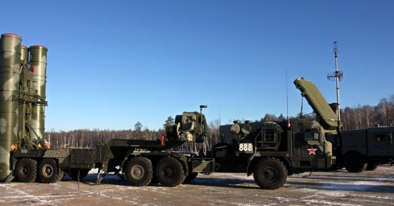 أوكرانيا تعلن حالة التأهب فور إعلان روسيا نشرها لصواريخ إس 400 في القرم