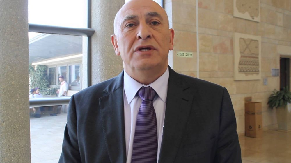 مستشار الكنيست: لا أساس قانوني لتفعيل الإقصاء ضد النائب غطّاس