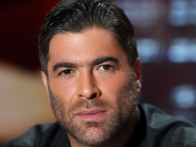 الفنان وائل كفوري يتصدر "آيتونز" لبنان.