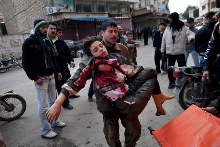 استشهاد 3 لاجئين فلسطينيين بسورية