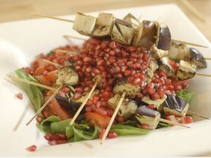 سلطة كباب الباذنجان من مطبخ منال العالم