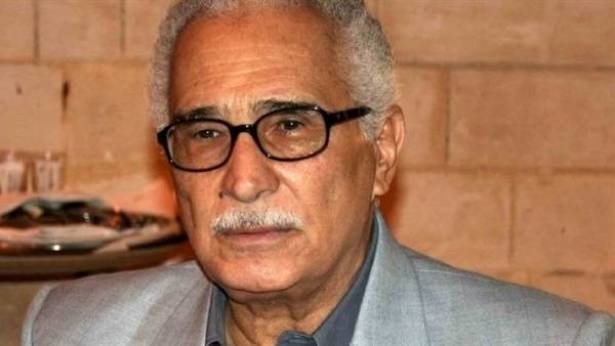 بالصورة : حفيدة عبد الرحمن أبو زهرة تثير الجدل بصورة على الشاطئ