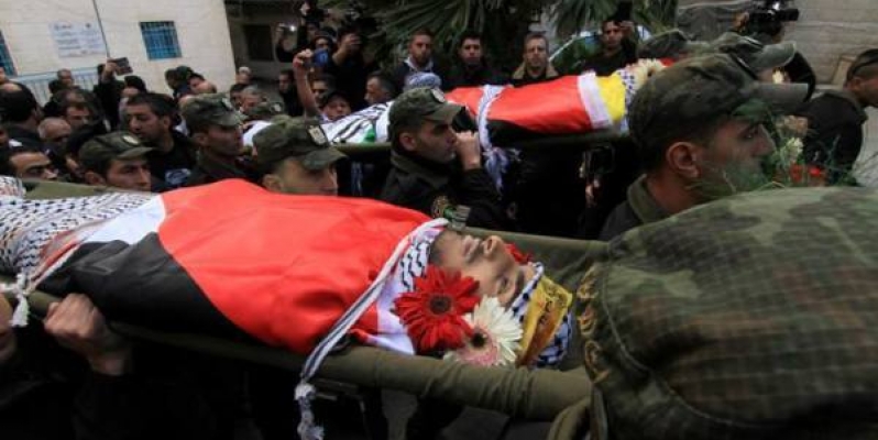 جماهير القدس تشيع جثماني الشهيدين مرام وإبراهيم طه