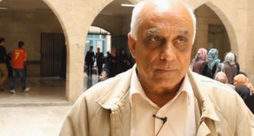 عبد الستار قاسم يروي تفاصيل التحقيق معه وظروف اعتقاله