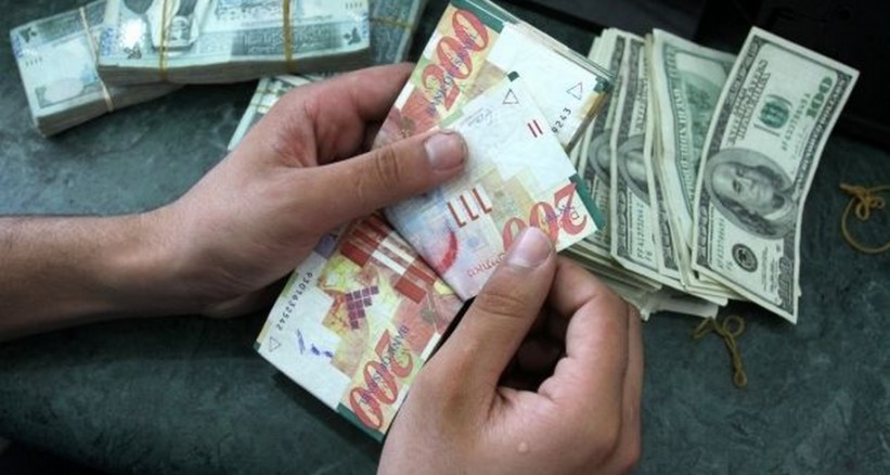 صرف دفعة مالية لموظفي غزة بنسبة 40% اليوم