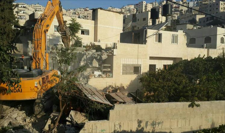 نتنياهو يشرع بهدم منازل الفلسطينيين تنفيذاً لوعده لمستوطني "عمونا"