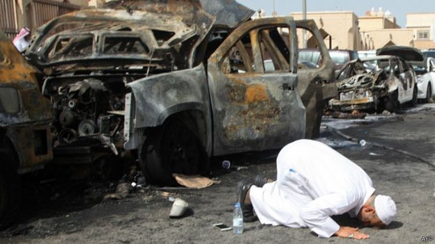 مقتل تسعة عراقيين بتفجير مسجد للشيعة