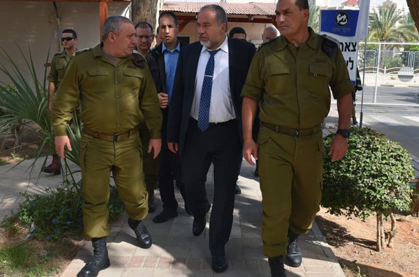 سلسلة تغييرات جذرية يُجريها الاحتلال على قيادة الجيش