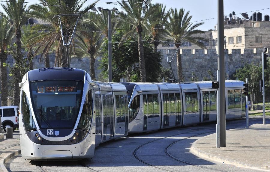 إسرائيل تقرر مد القطار السريع وصولاً إلى "حائط البراق"