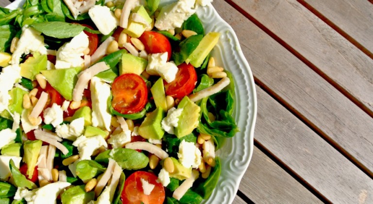 أفضل 10 سلطات لصاحبات الريجيم