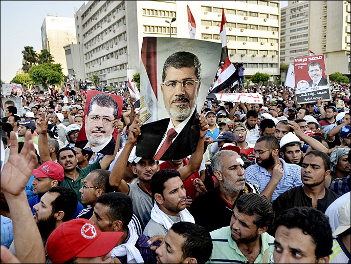 هل ناقش الإخوان "حل الجماعة بالقاهرة" ؟! ... مدير مكتب القرضاوى السابق يكشف التفاصيل كاملة