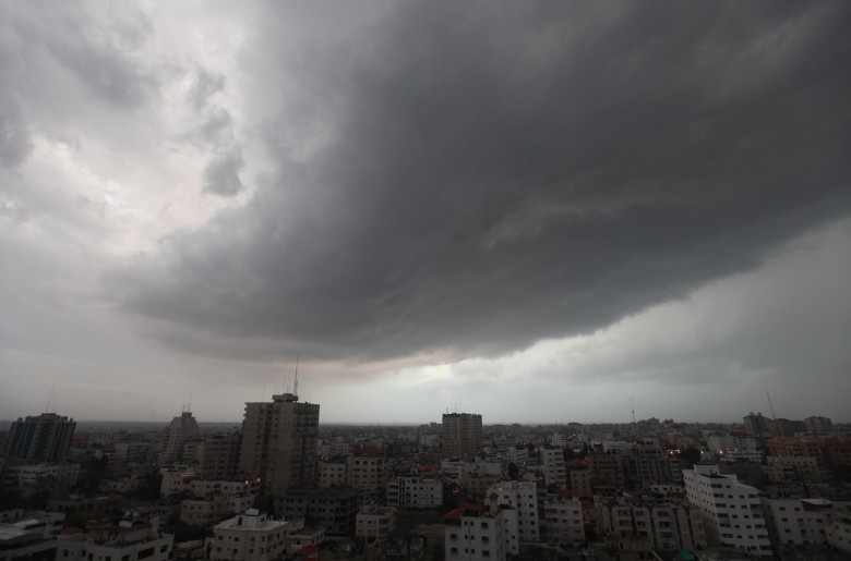 الراصد الجوي يتوقع طقس شديد البرودة و منخفض جوي يبدأ السبت وينحسر الاثنين