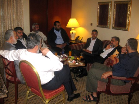 مصدر يؤكد : وفد من قيادة الجهاد الإسلامي سيغادر غزة غداً بعد موافقة مصر "أزمة مالية خانقة تمر بها الحركة"