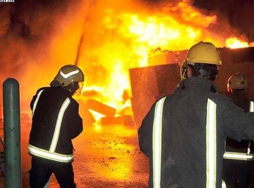 محدث: 5 إصابات إثر احتراق مولد مسجد بخانيونس