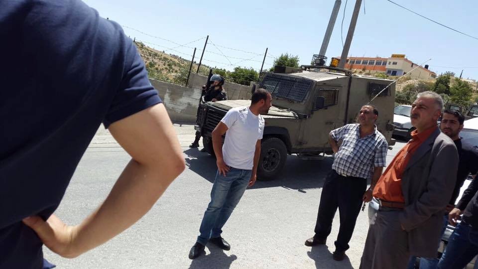 الاستيلاء على جهاز تسجيل لكاميرات مراقبة على مدرسة غرب بيت لحم 