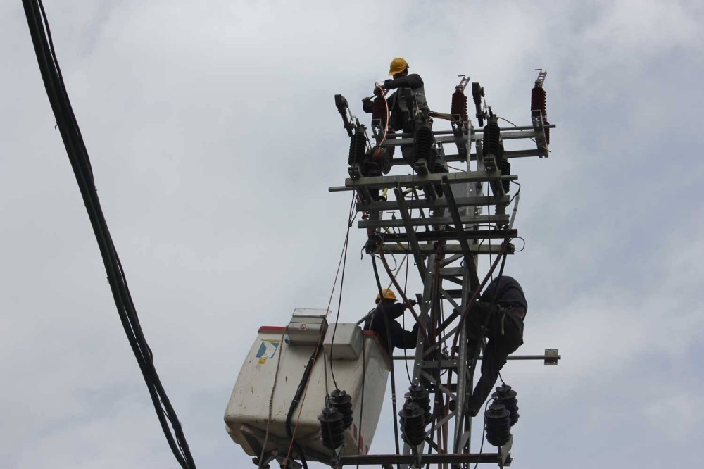 الطاقة: عدم دفع السلطة فاتورة الخط الإسرائيلي لكهرباء غزة له تبعات خطيرة