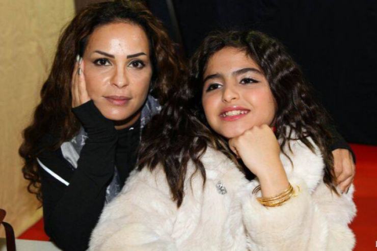 والدة حلا الترك تعد بمفاجأة قريبة صادمة!