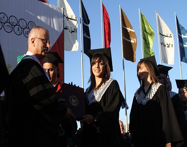 مهداوي لـ"خبر": الاستثمار برأس المال البشري ودعم المشاريع الريادية "حلول مطروحة"