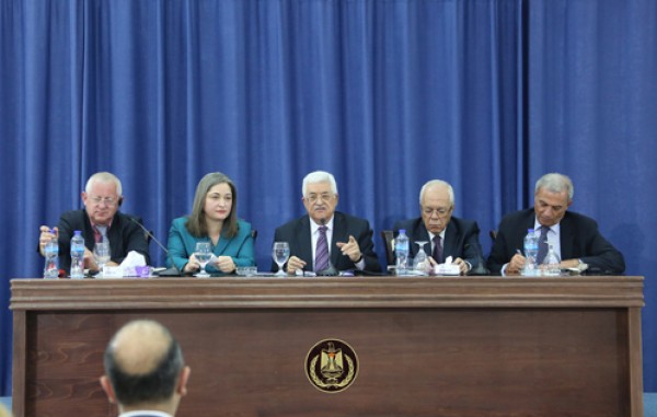 الرئيس "أبو مازن" يوضح سبب تقديم استقالته ويؤكد هناك زيارة قريبة لإيران