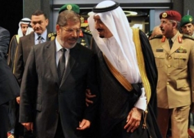 قناة إسرائيلية: الملك سلمان يمنع إعدام مرسي