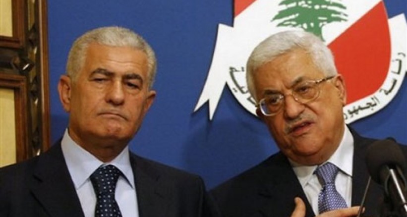 صحيفة إسرائيلية تزعم .. الرئيس عباس وبخ الإرهابي "عباس زكي" بسبب تأييده إيران