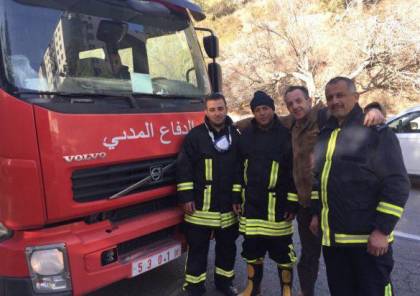 بالصور.. إسرائيليون يكتبون: "رجال الإطفاء الفلسطينيون شجعان"