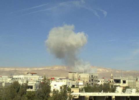 محدث بالصور: سقوط شظايا قذيفة مصرية على منزل في رفح جنوب القطاع