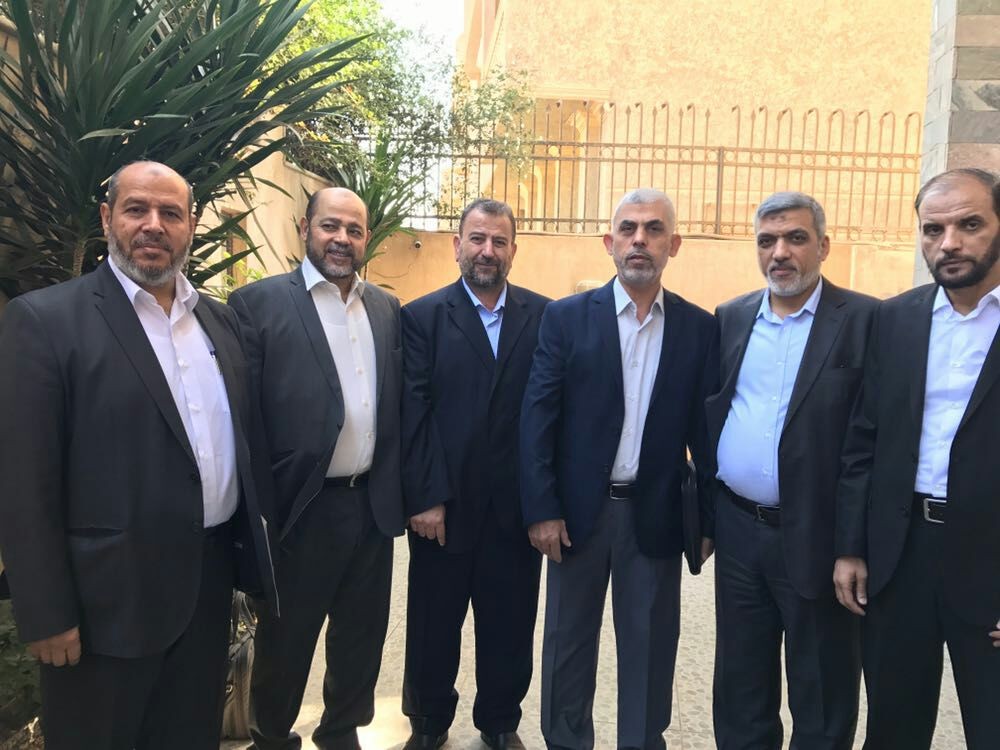 بعد وصوله القاهرة أمس