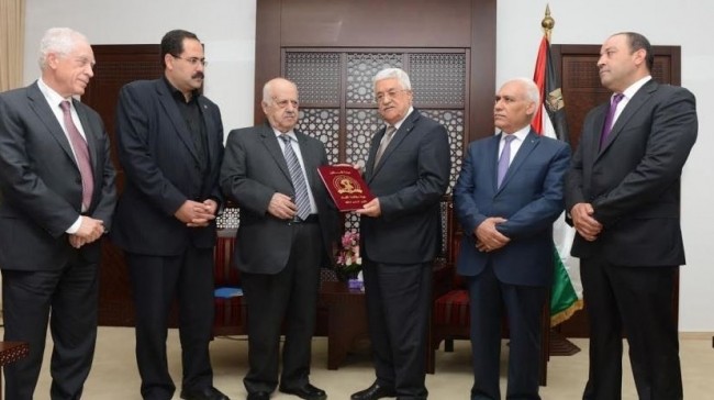 الرئيس يتسلم التقرير السنوي لهيئة مكافحة الفساد