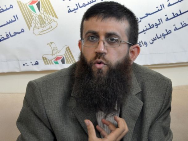 قراقع يحذر من تدهور الوضع الصحي للأسير خضر عدنان