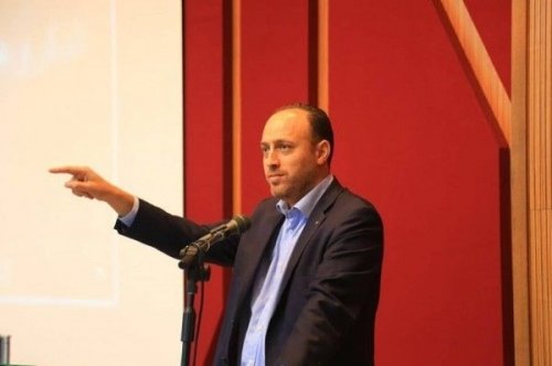 زملط: أسرانا حولوا السجون إلى قلاع للتعليم والفكر الثوري