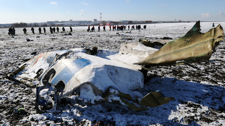 طيار سابق بـ"فلاي دبي": لا مفر من وقوع كوارث لطائرات الشركة بسبب ظروف العمل غير الإنسانية