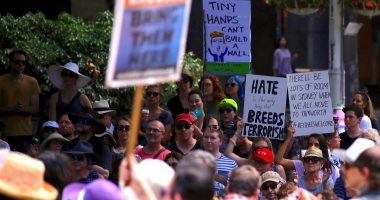 الآلاف يتظاهرون في أستراليا احتجاجاً على قرارات ترامب