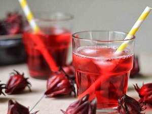 عصير الكركديه بالأناناس