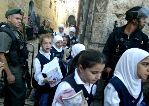دولة الاحتلال تسعى لأسرلة التعليم بالقدس رغم مخالفته لاتفاق أوسلو