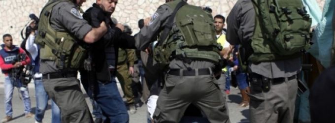 الاحتلال يداهم بلدات القدس ويعتقل العشرات