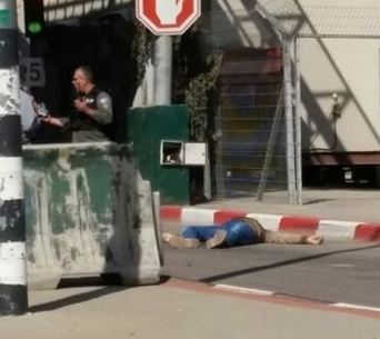 بدعوى عملية طعن ..الإحتلال يعدم شاب على حاجز شمال بيت لحم