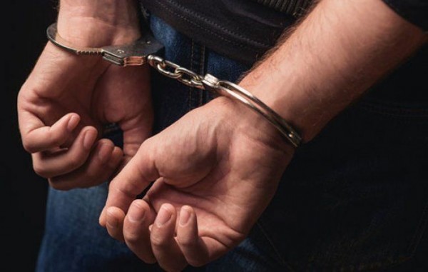 إلقاء القبض على متهم بترويج المخدرات في جنين