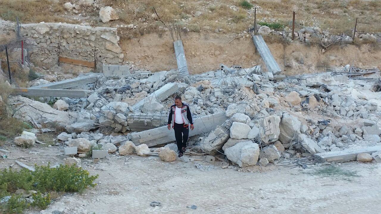 الاحتلال يهدم مخرطة حدادة جنوب شرق القدس