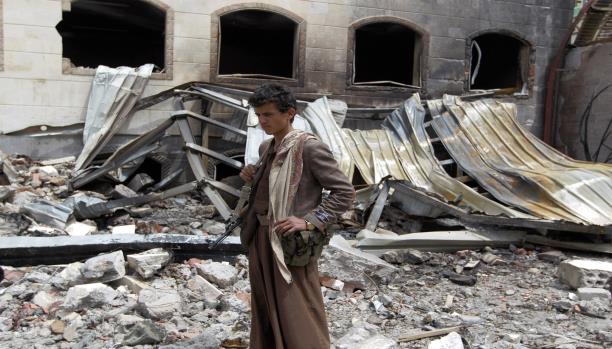 غارات على صنعاء ومأرب وقتلى بعبوة ناسفة في إب