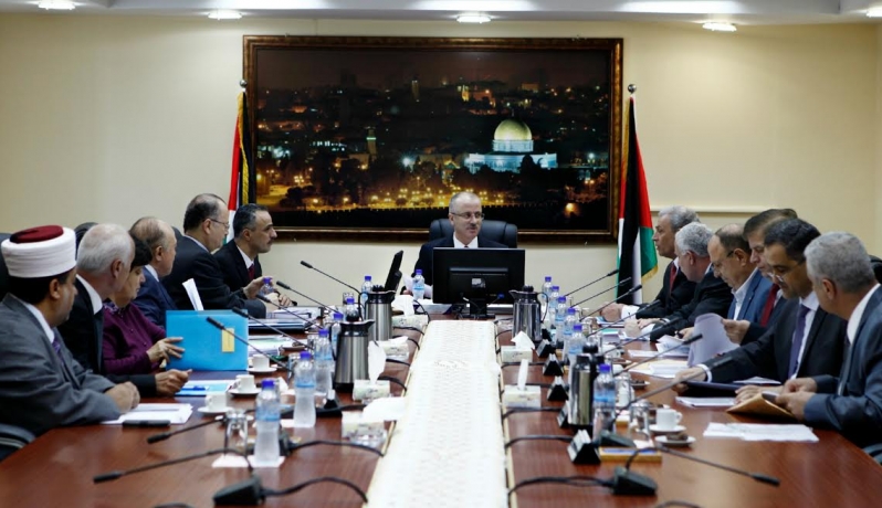 الحكومة: لن نستلم الأموال إن اقتطع الاحتلال جزءا منها