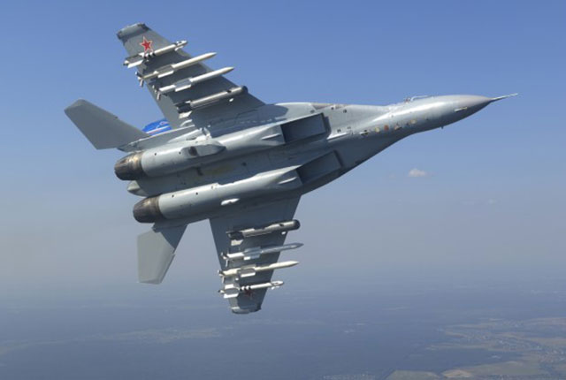 معاريف: الجيش الإسرائيلي لن يقف مكتوف الأيدي أمام الجيش السوري