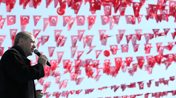 أردوغان: قانون الطوارئ مستمر حتى تسوية كل شيء