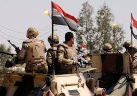 مقتل 6 بينهم ضابط  مصري في سيناء برصاص مسلحين مجهولين