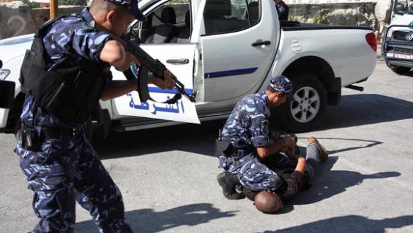 القبض على المتهم الرئيسي في مقتل جهاد أبو زيتون بنابلس