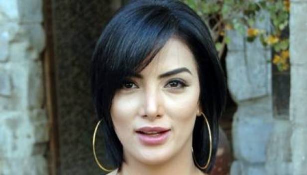 أول رد من حورية فرغلى حول إصابتها بمرض السرطان