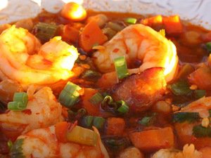 شوربة الجمبري بالخضار