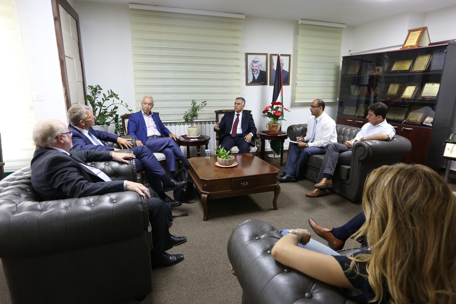 الأعرج يؤكد على أهمية قطاع الحكم المحلي وشموليته للعديد من المجالات الحيوية