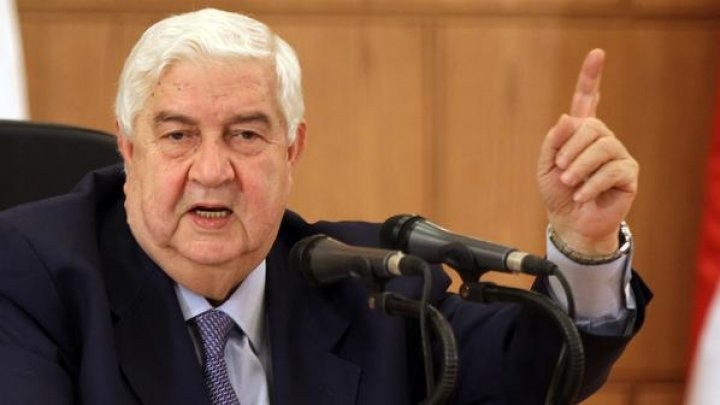 "المعلم" ينفي وجود قواعد إيرانية في سوريا