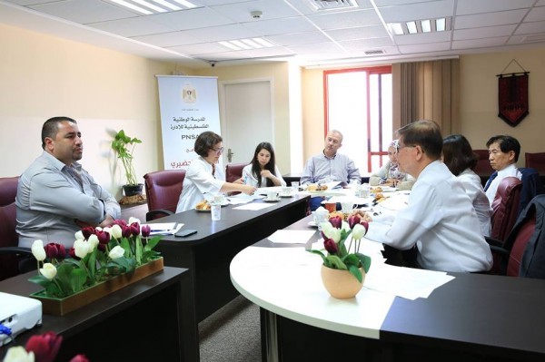ديوان الموظفين يزور لجنة تقييم المرشحين لبرنامج التدريب بالمدرسة الوطنية للإدارة